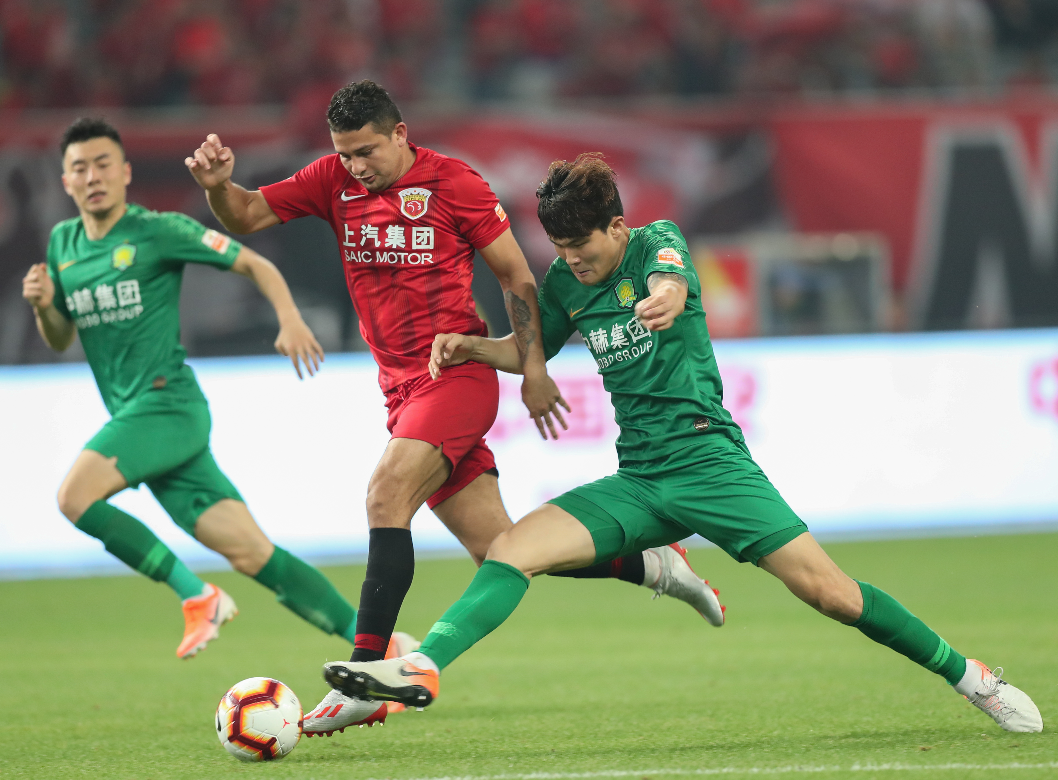 邵佳一 国足选材不排斥老队员 防守第一