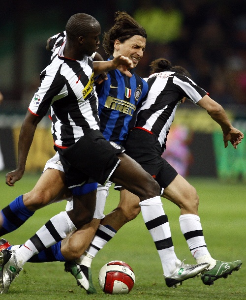 比PC版小一倍！ Switch2版《刺客信条：影》容量大小公布