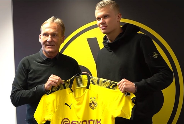 适合长期游玩的电竞手游推荐